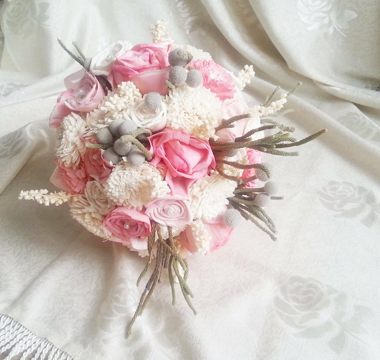 solaflower, pinkbouquet, bouquet and pastelwedding