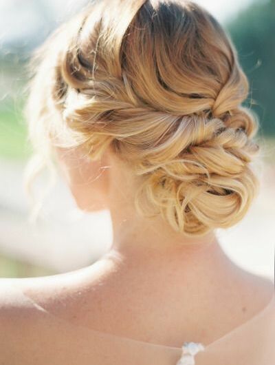 updo, wedding updo and prom updo