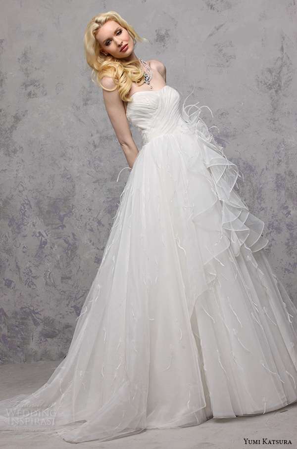 wedding dress and yumi katsura