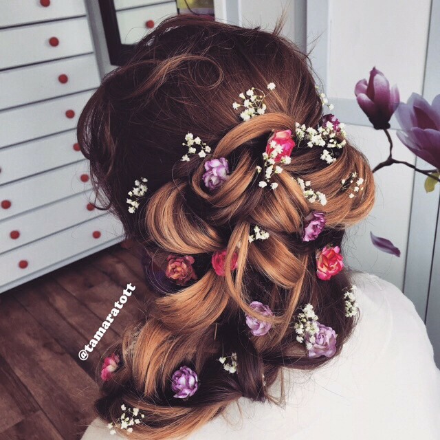 hair style, hair styles, love and Prom