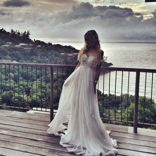 dress, look, sea and girl