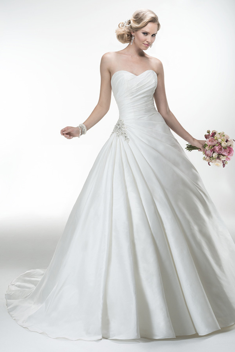 fashion, wedding dress, beading dress and ball gown