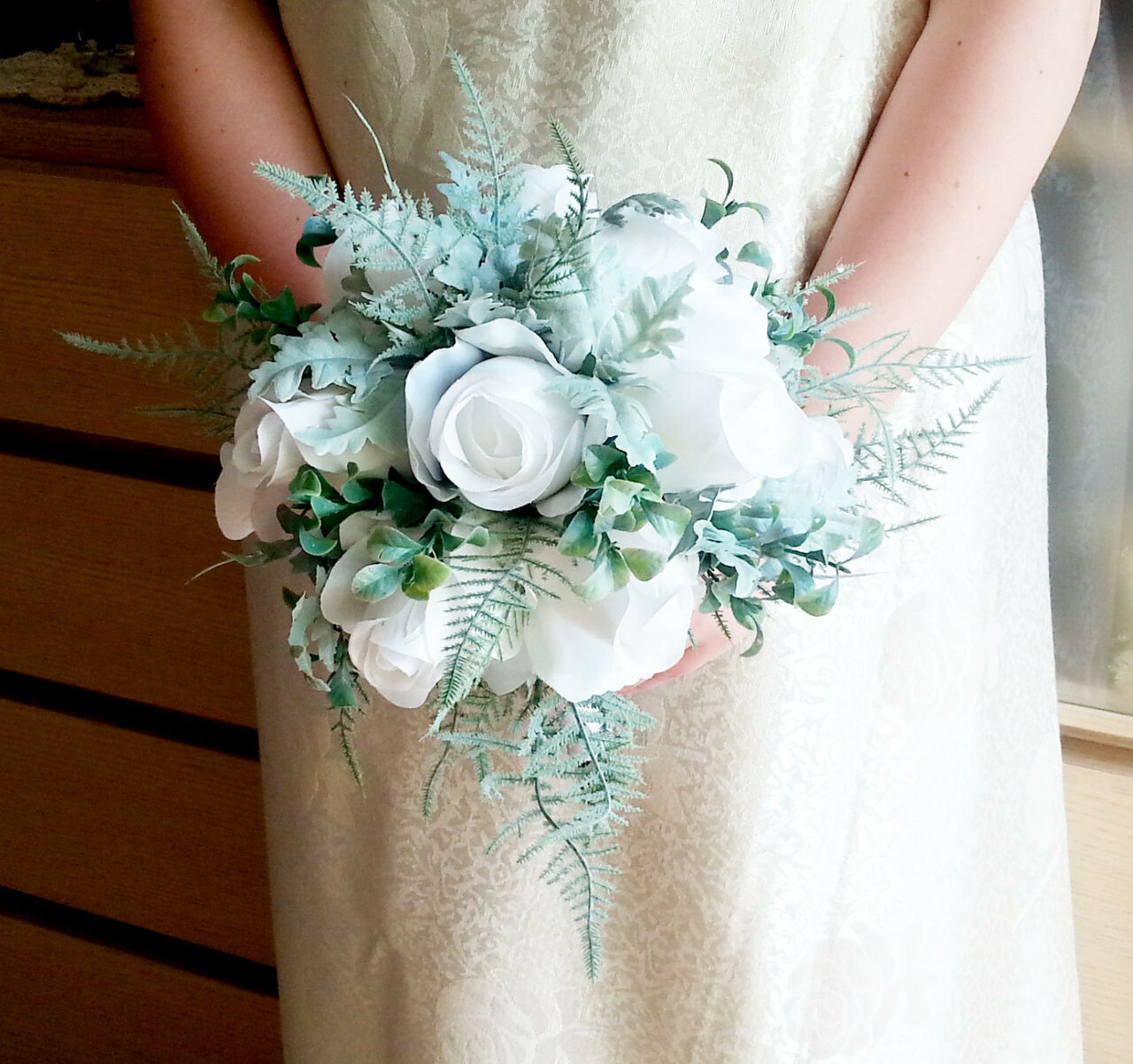 bouquet, winterwedding, whitebouquet and greenery