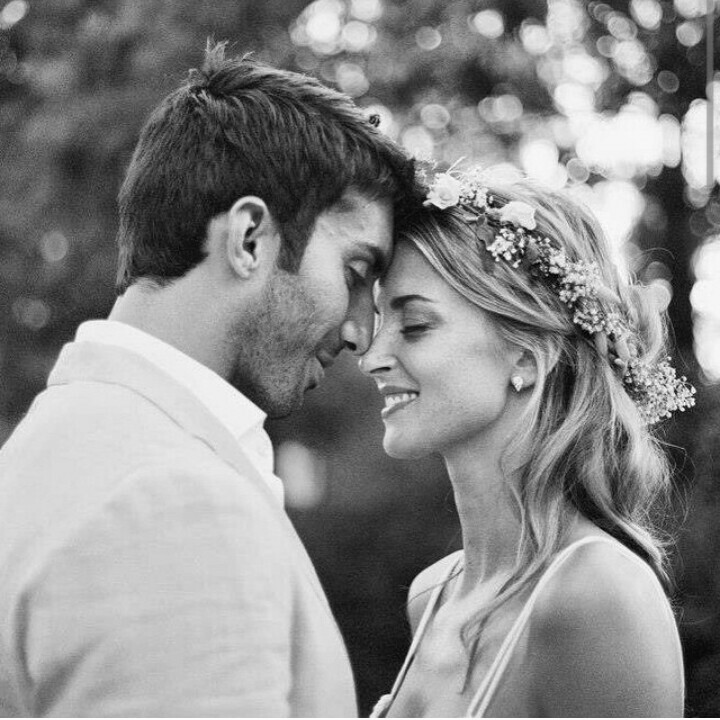 wedding day, couple, jane the virgin and justin baldoni
