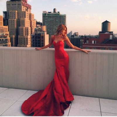 the great gaspy, city and red dress