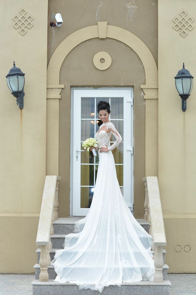 berta wdding dress, wedding dress, beautiful and bride