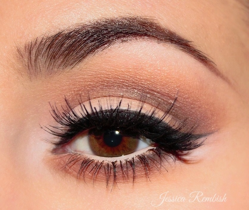 makeup aritist, beauty, brown eyes and makeup