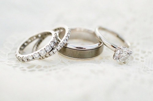 wedding cake, ring and wedding dress