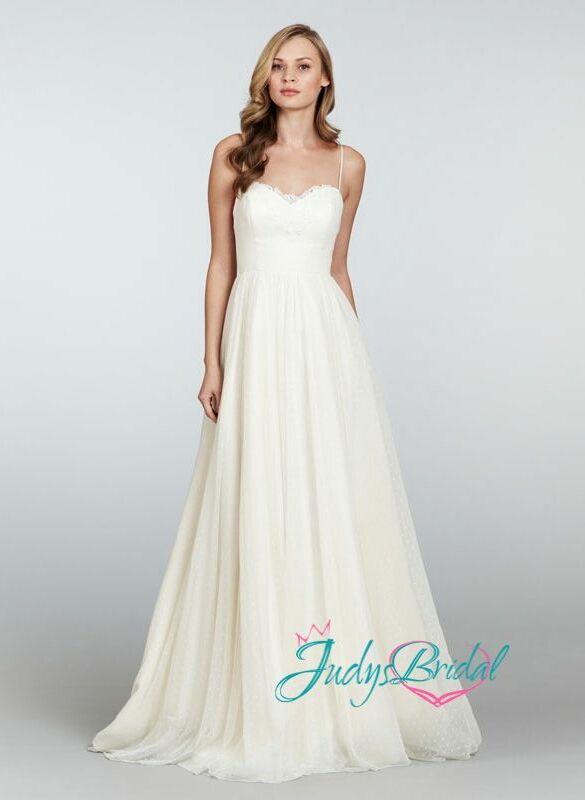 tulle, spaghetti strap, dress and sweetheart neckline