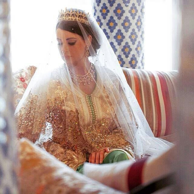 marocain, arabic, hlel and takchita