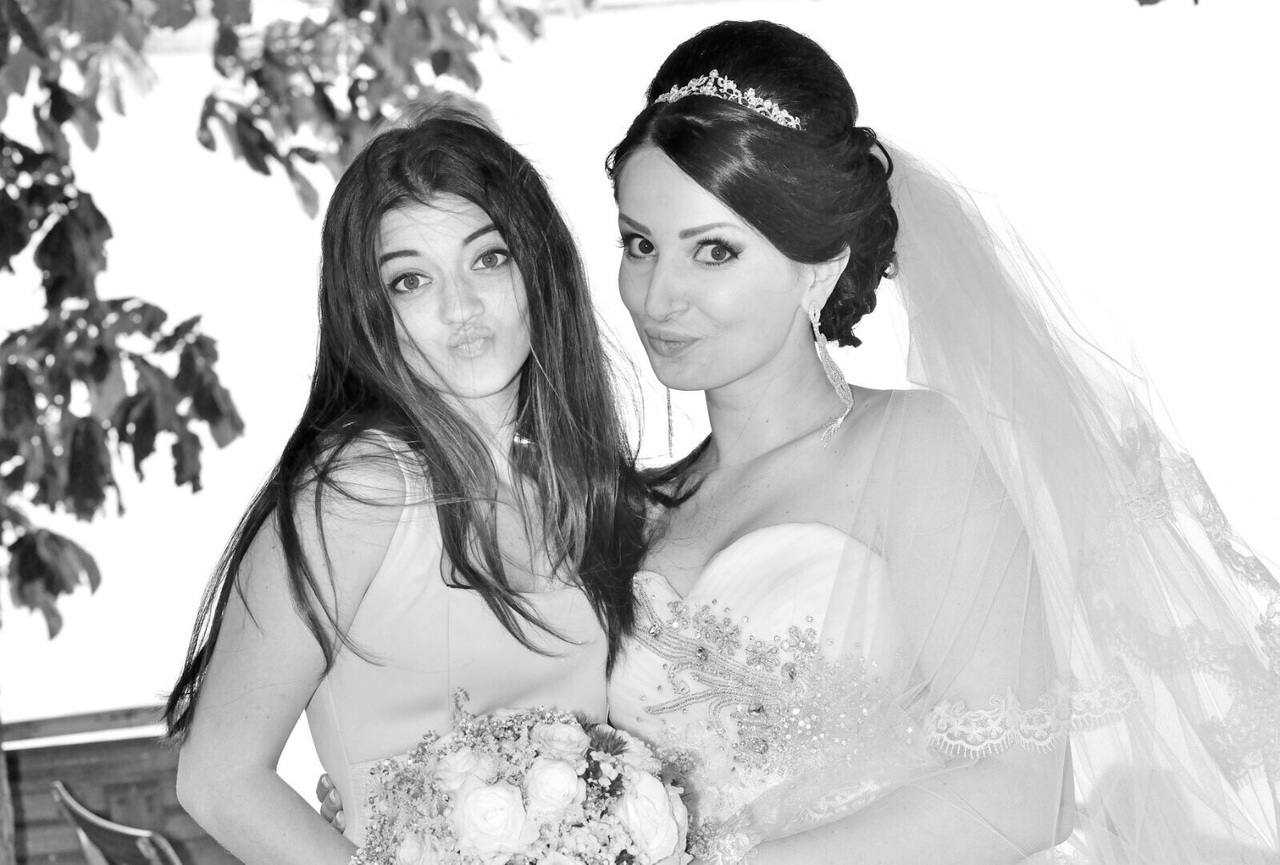 blackandwhite, kiss, duckface and love.