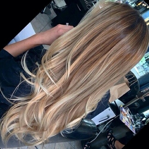 brunette, curles, saloon and style