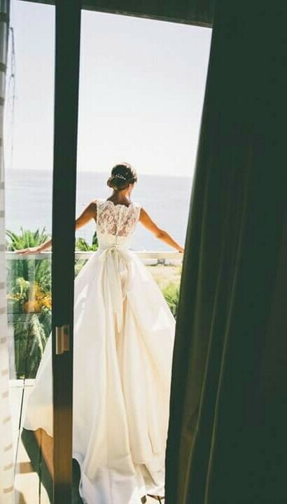 wcw, beach and bride