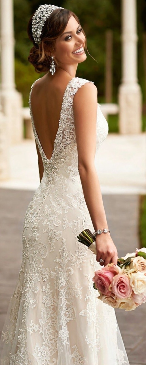 bride to be, dresses, wedding gown and wedding dress