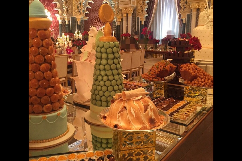 dinner, pastries, curtain and desert