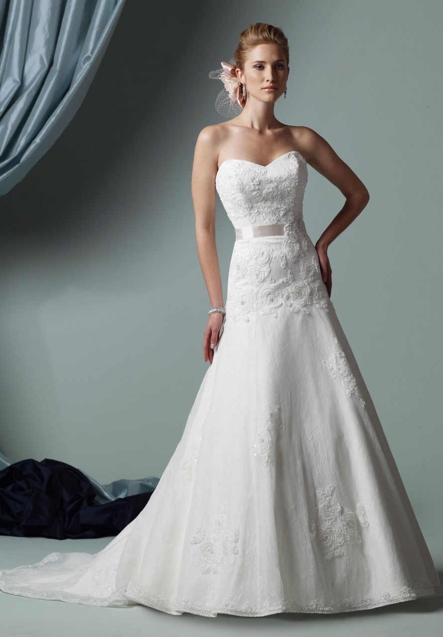 dress, lace and a line