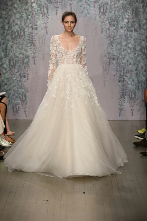 bride, monique, wedding dress and inlove