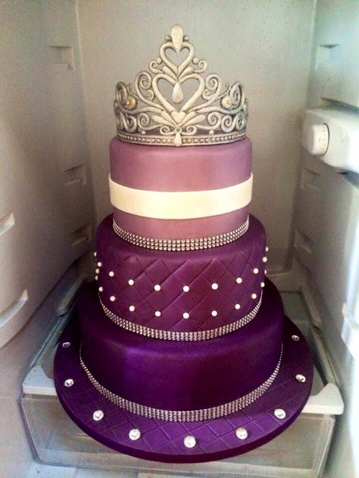violet, sugar, princess and cake design