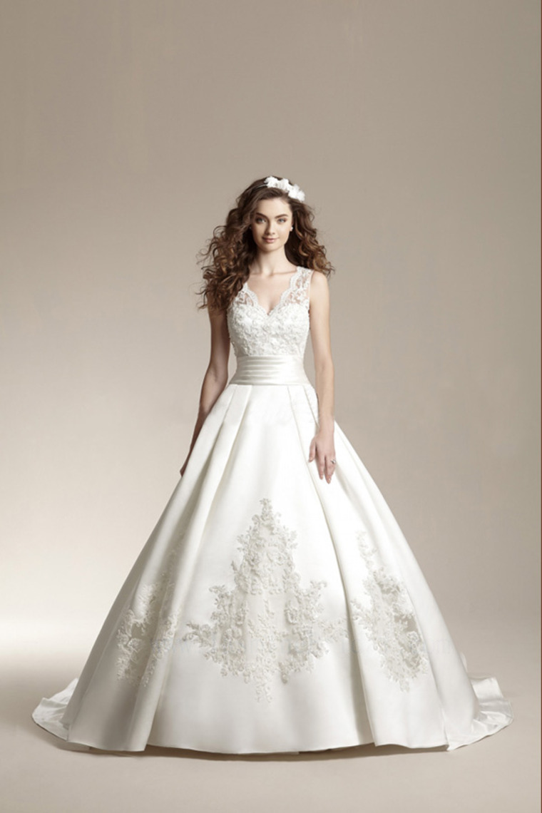 lace dress, wedding dress, wedding gown and applique
