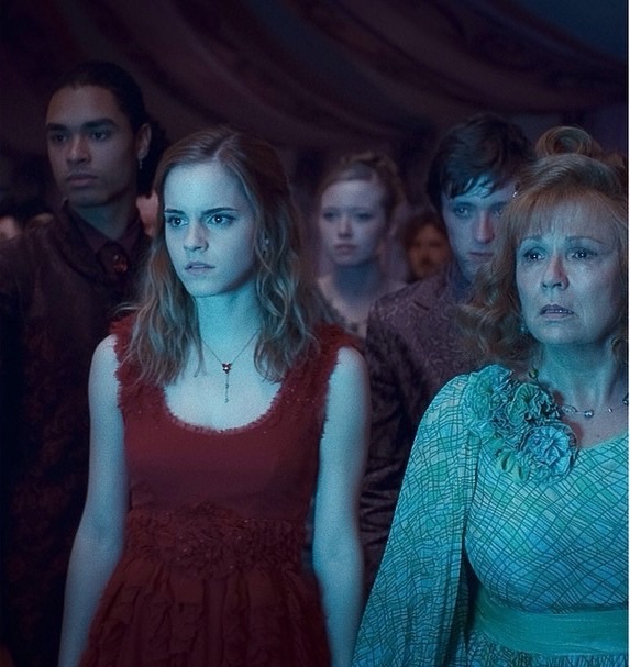harry potter, hermione granger, molly weasley and the deathly hallows