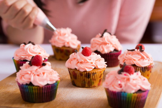 icing, cupcakes and confetti.co.uk