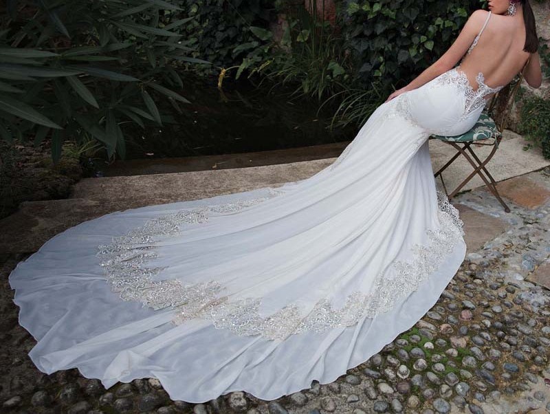wedding dress, long and train