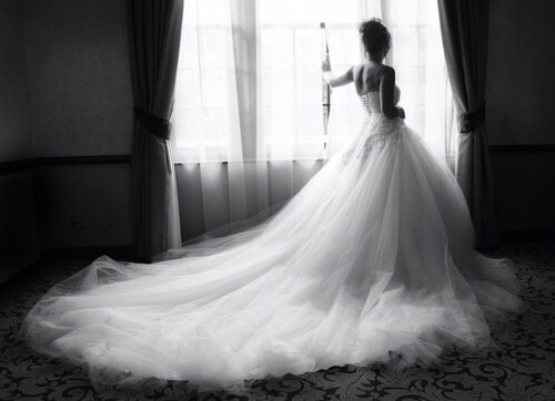 rich, riches and dress