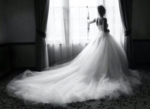 themostimportantday, weddingdress and blackandwhite