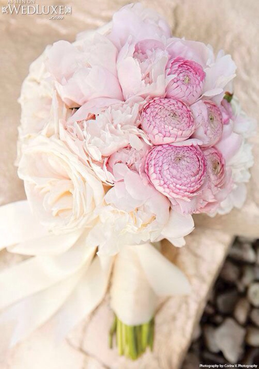 makeup, flowers, wedding dress and lace