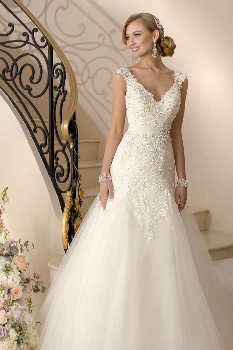fashion, wedding gown, lace dress and wedding dress