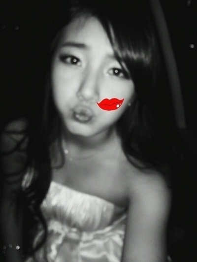 miss a, suzy and wedding dress