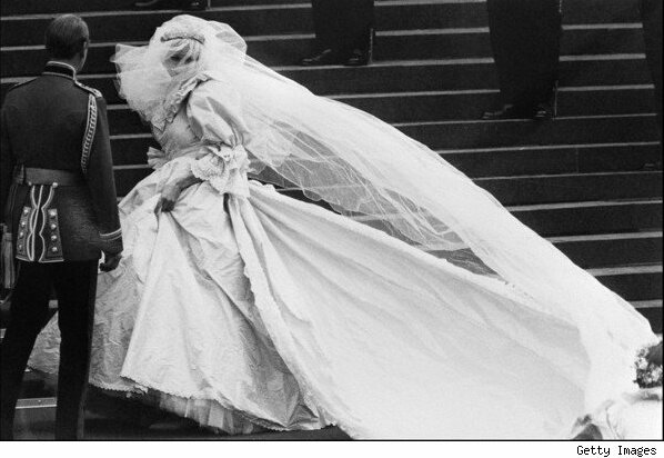 wedding dress and en