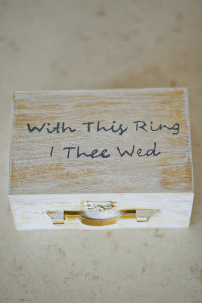 hennilovesleo, ring box and cute