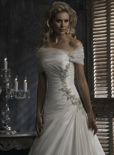 brush train wedding dress