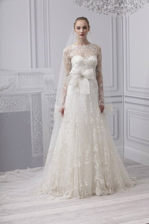 vintage wedding style, beautiful and lace wedding dresses
