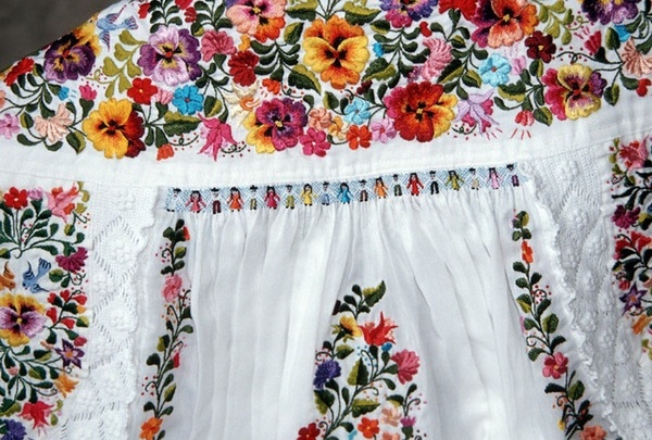 dress, embroidered and mexican