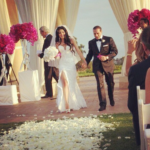 leyla milani, manny khoshbin, woman and flowers