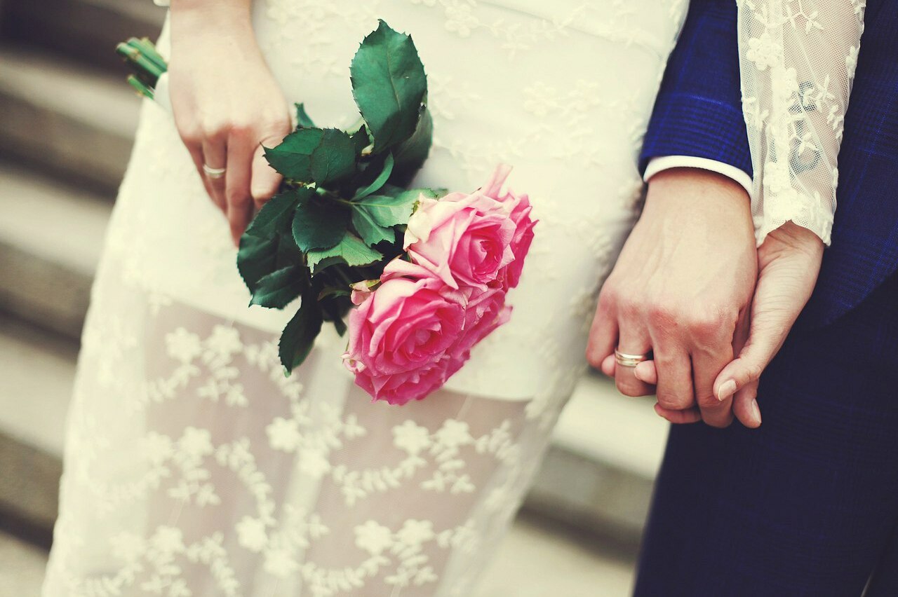lonely, holdhands, life and marriage