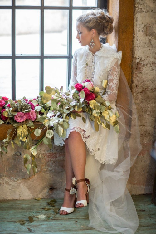 beautiful, flowers, rosas and gown