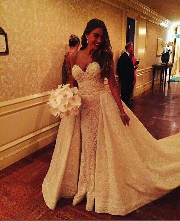 boda, sofia vergara, dress and colombiana