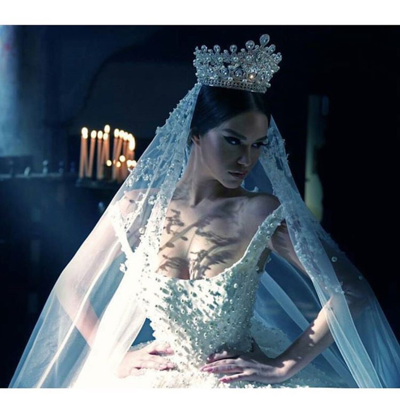 crown, veil, hair and girl
