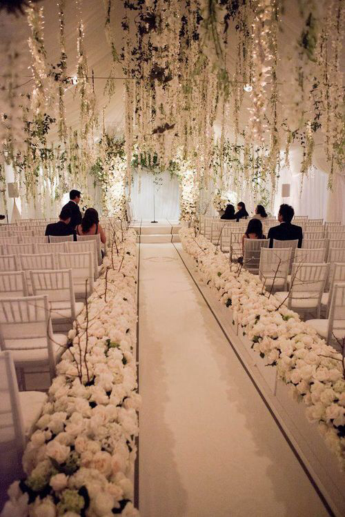 wedding flowers, luxury wedding, flowers and wedding dress