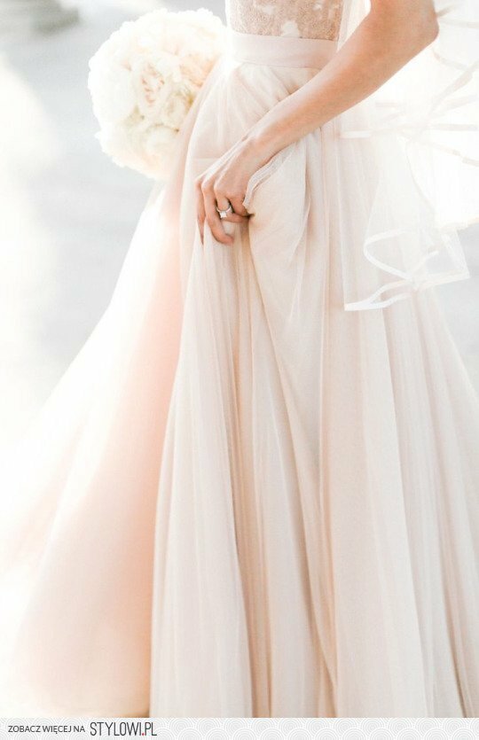 maxi, hairstyle, fashion and lace