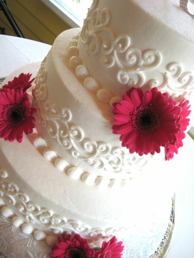 cakes, cute, red flowers and wedding cakes