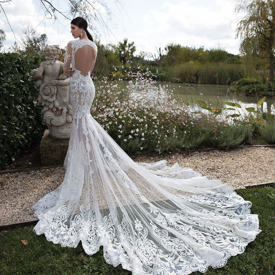 berta bride, berta wedding dress, wow wedding dress and lace wedding dress