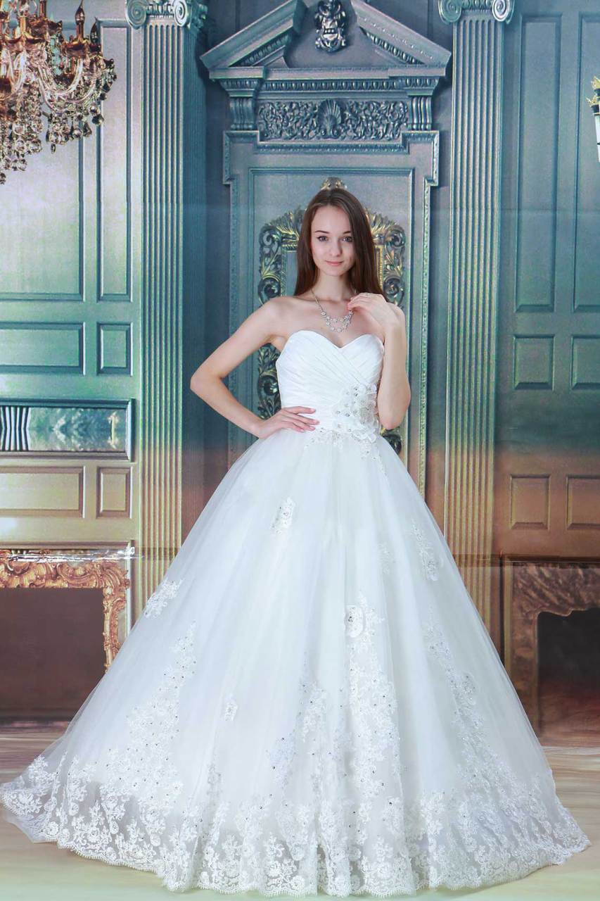 wedding dress, beading dress, sleeveless dress and fashion dress