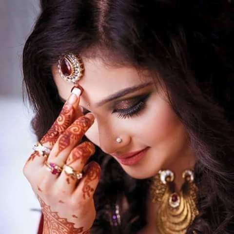 lipstick, mehndi, bride and hand