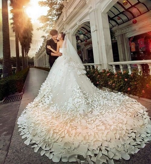 dress, hairgoals, hair and flowers