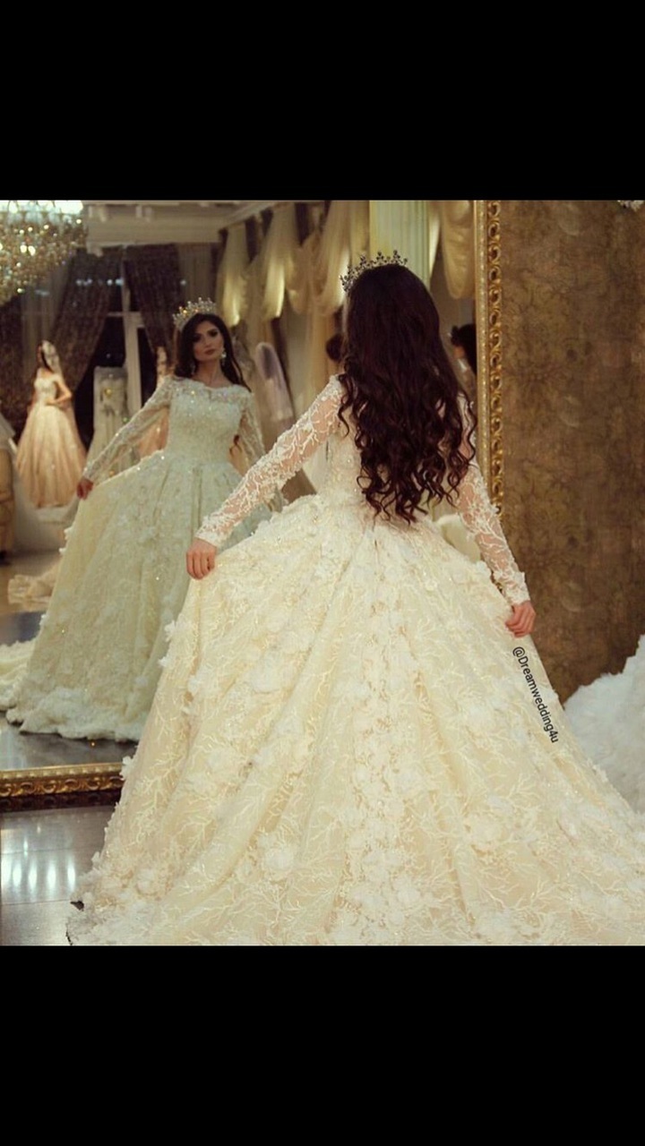 @weddinggoals, @dress, @hait and @beautifull