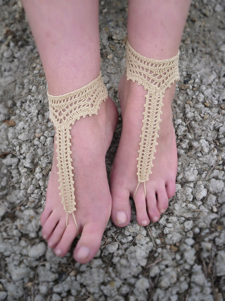 etsy, ivory lace shoes, barefoot sandles and anklet